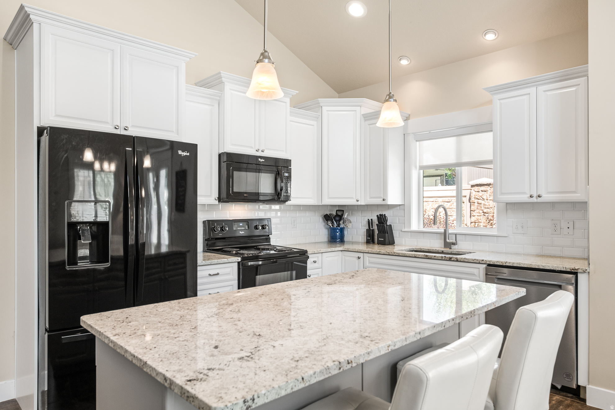 COTTAGES ON 78TH - Residential