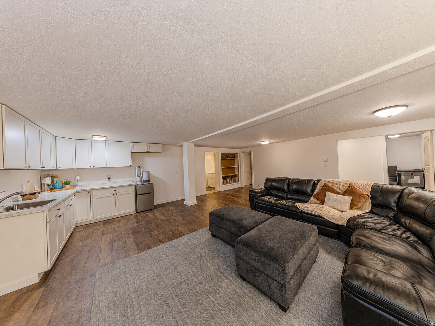 EMERALD HILLS - Residential