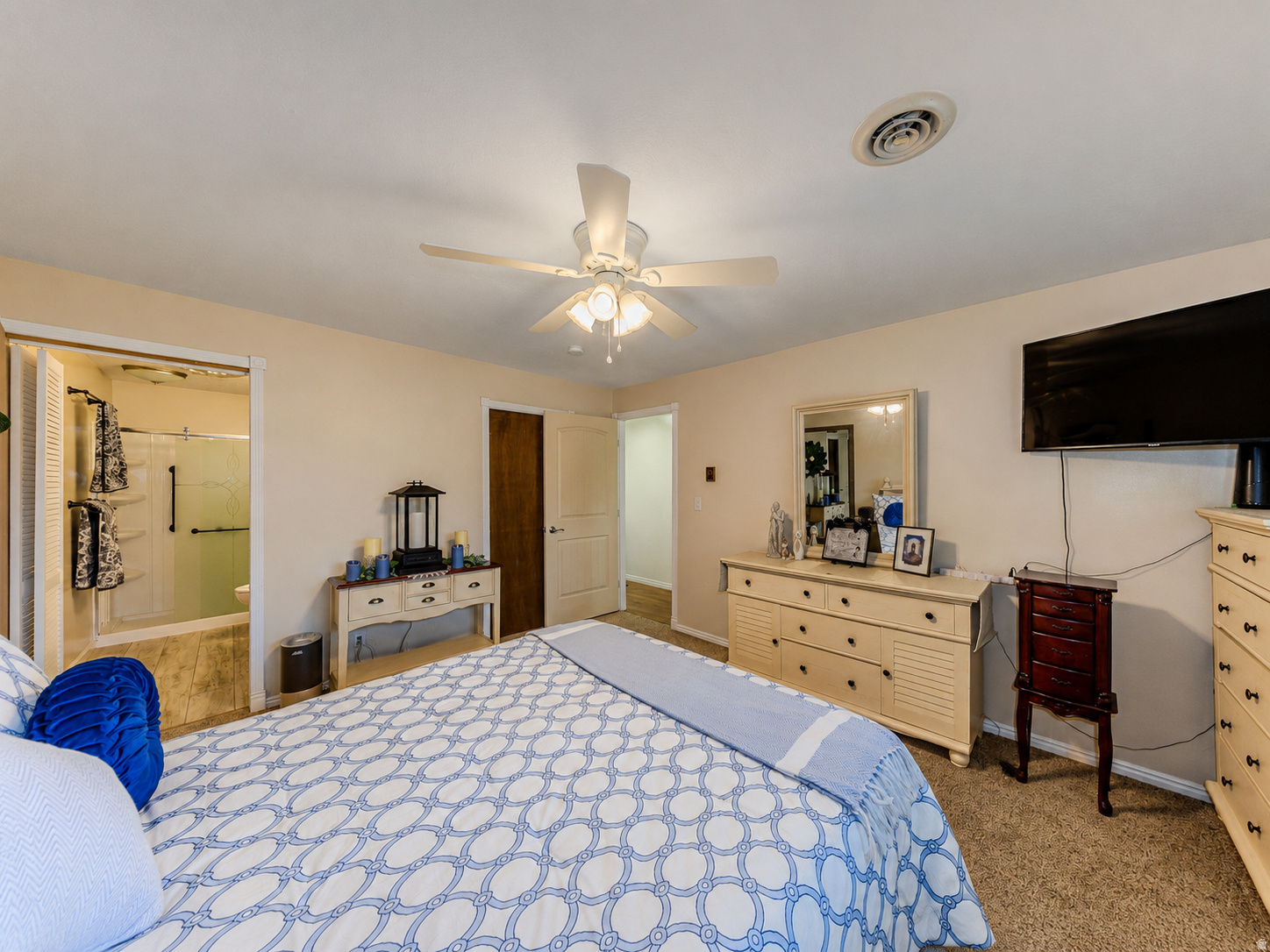 EMERALD HILLS - Residential
