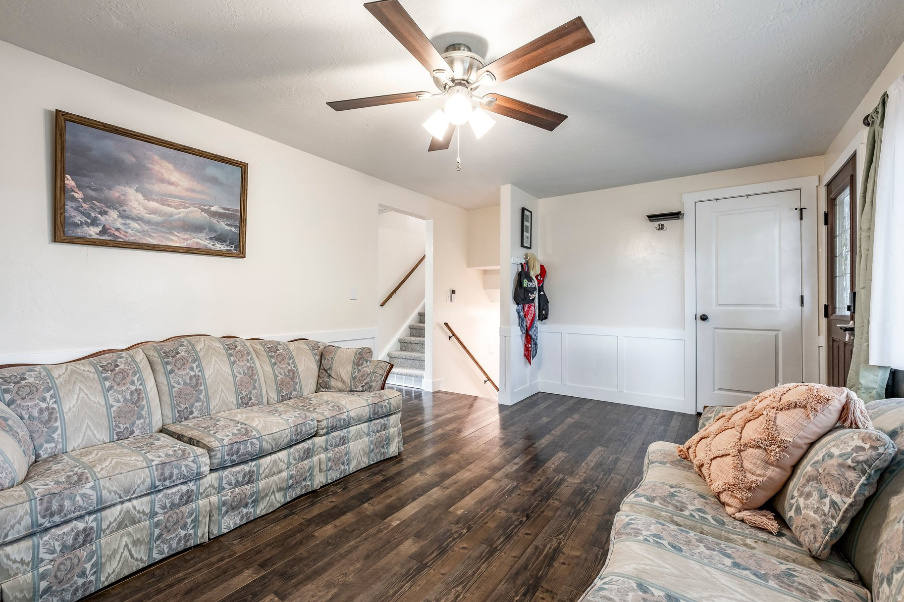 MEADOWLARK MEADOWS - Residential