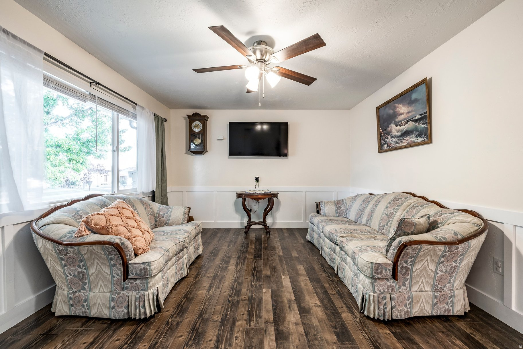 MEADOWLARK MEADOWS - Residential