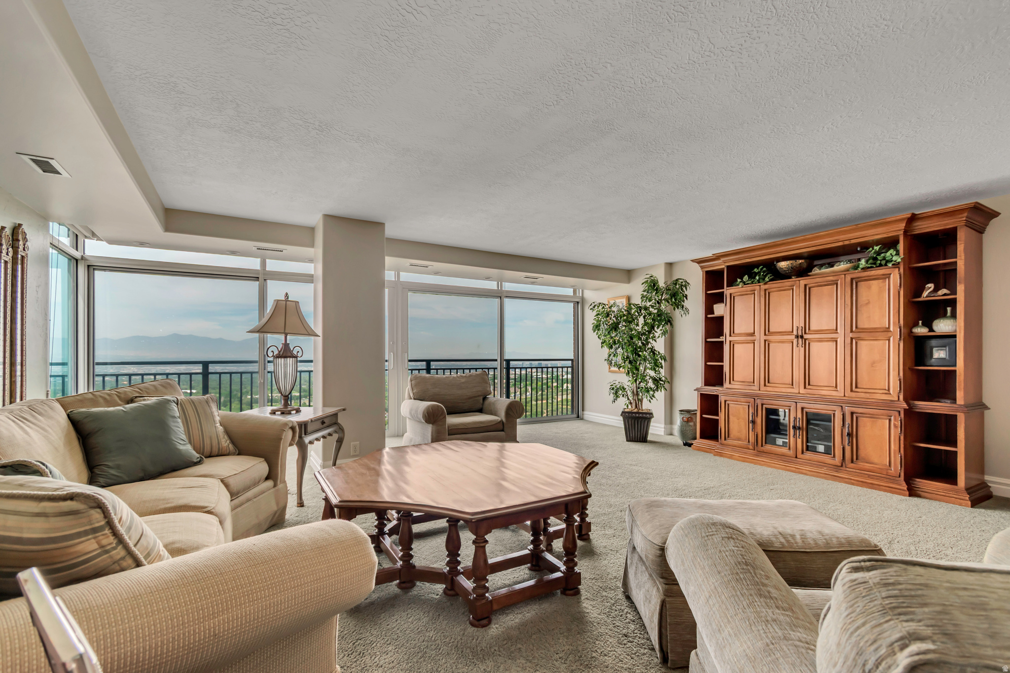 CANYON CREST - Residential