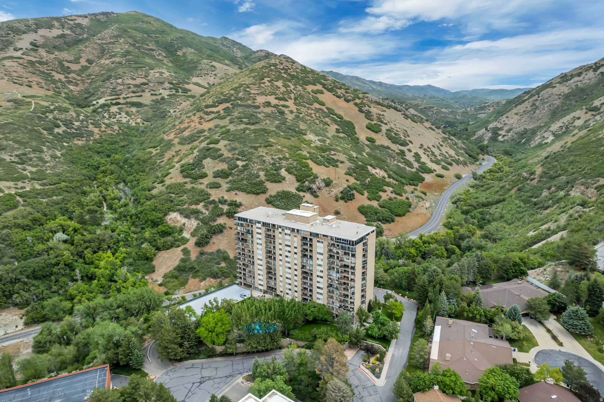 CANYON CREST - Residential