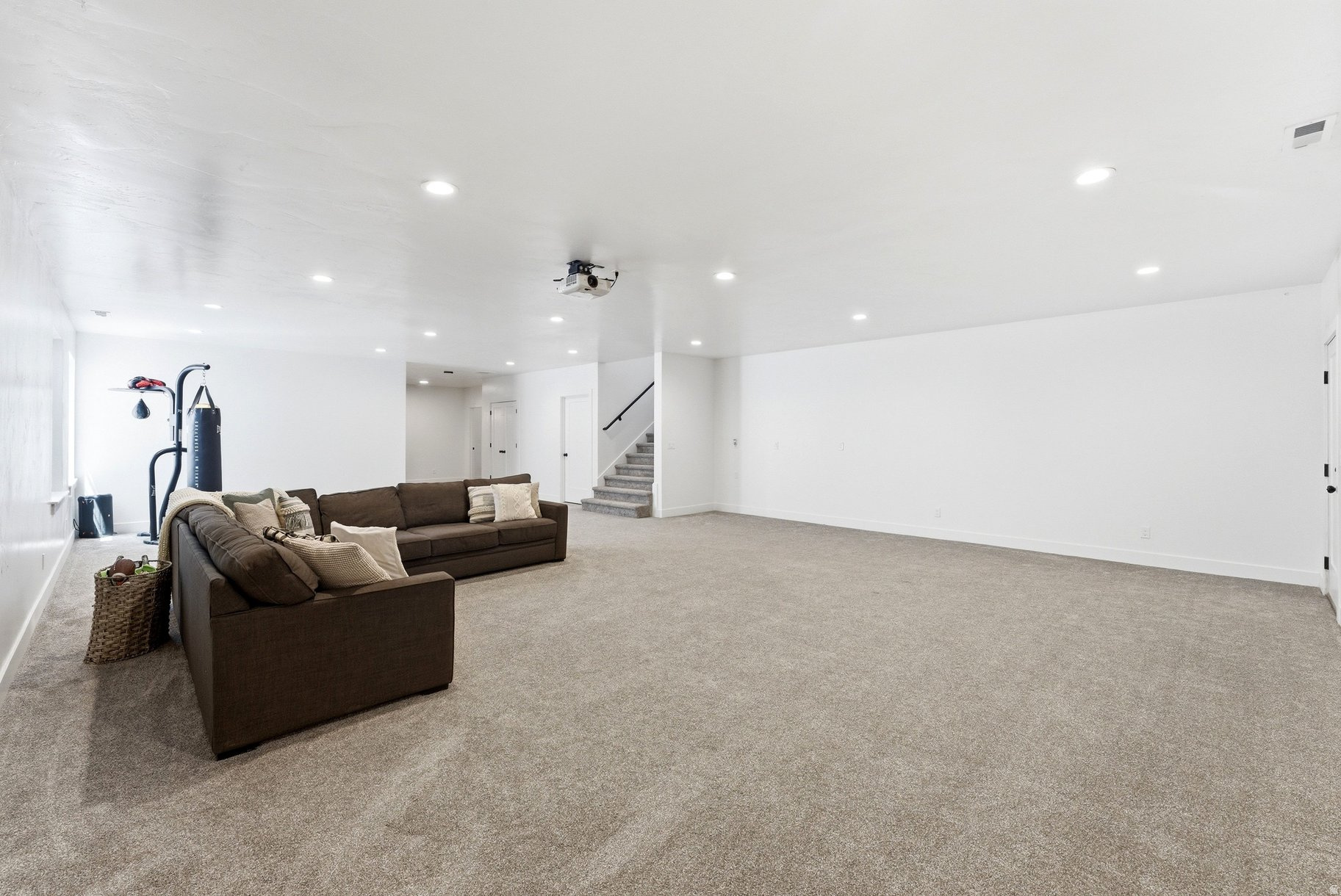 ESTATES SUBD - Residential
