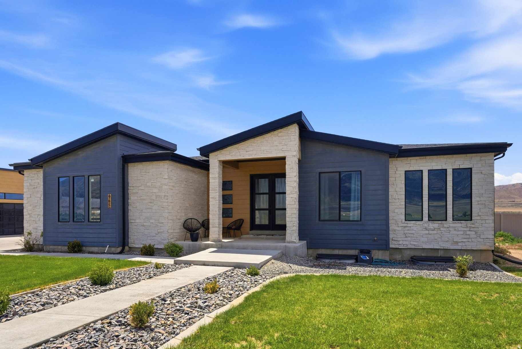 ESTATES SUBD - Residential