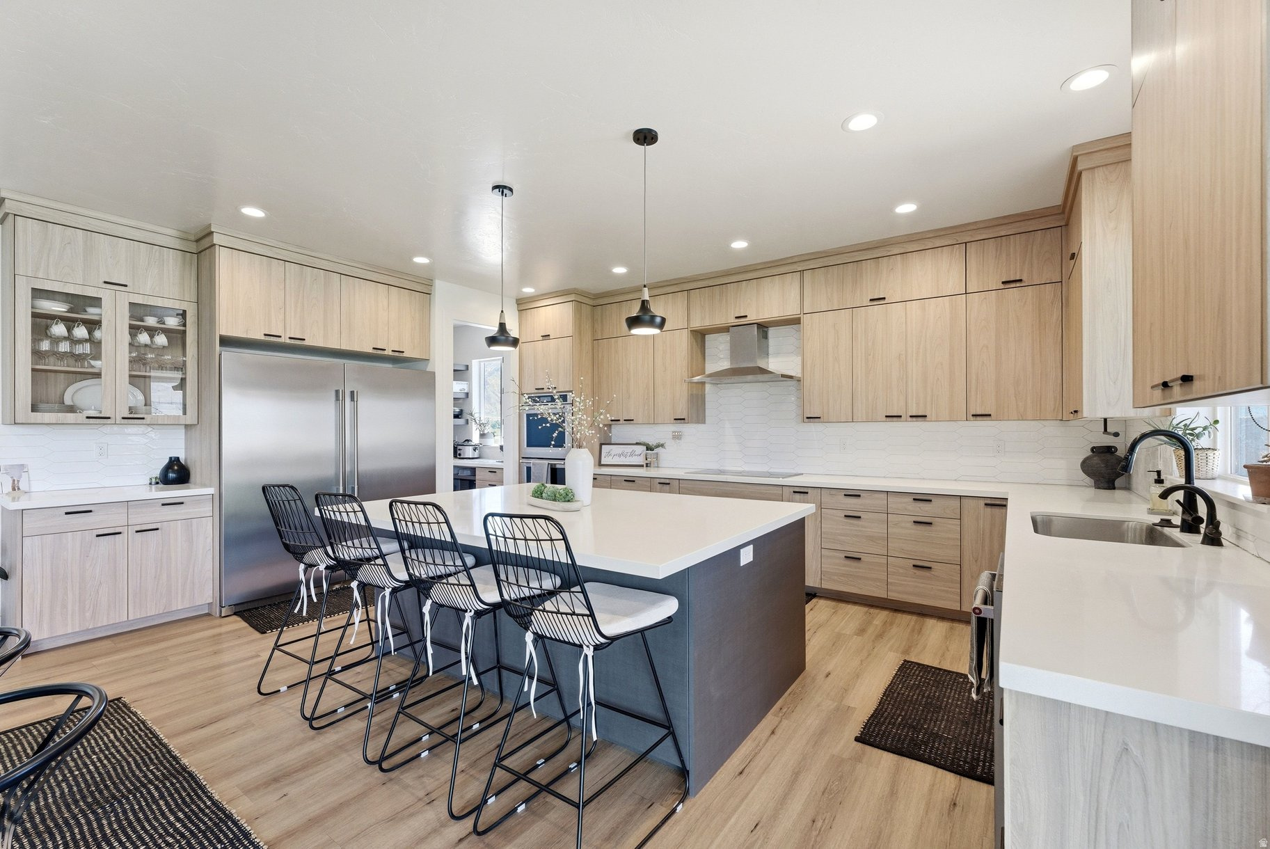 ESTATES SUBD - Residential
