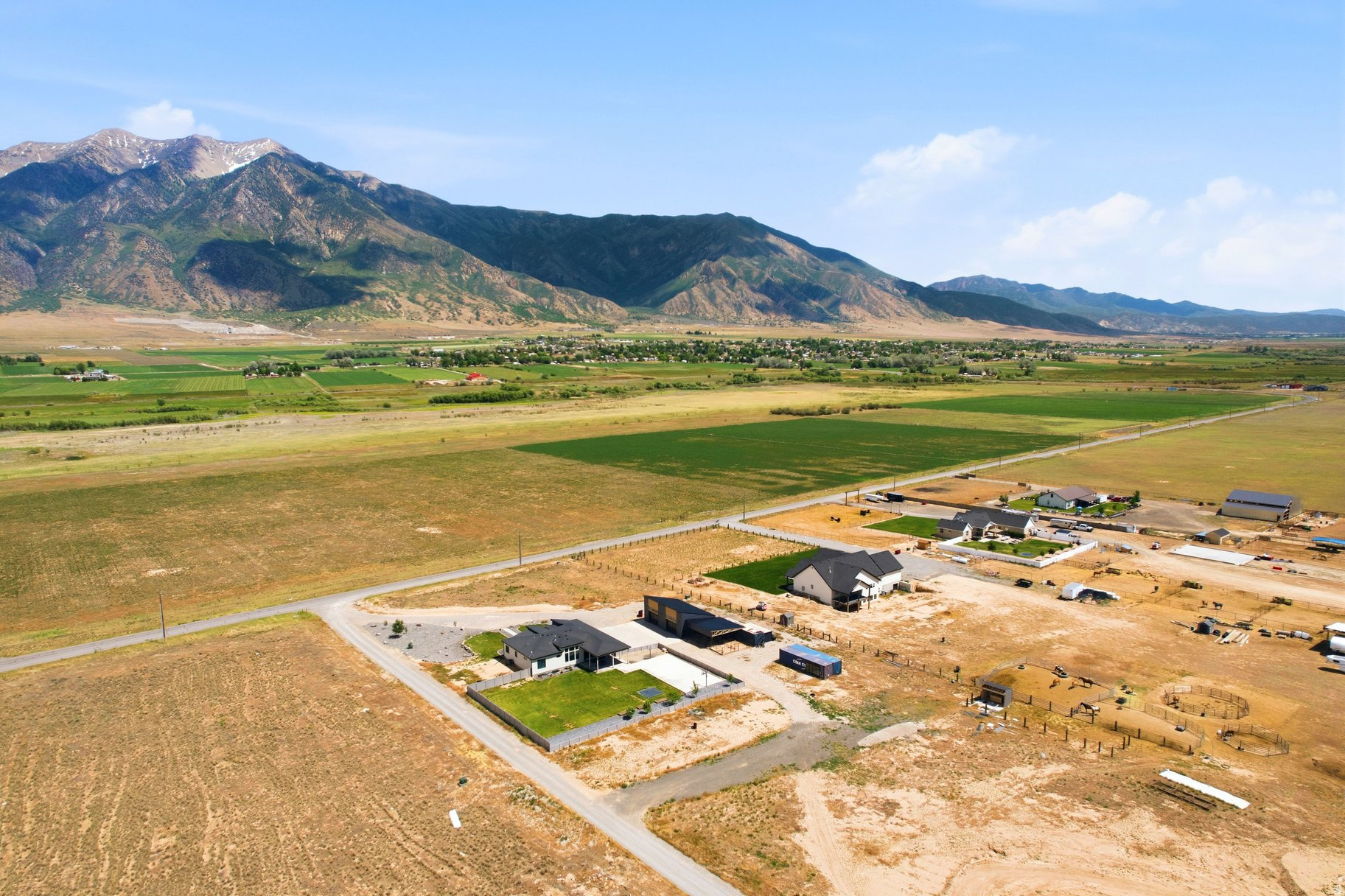 ESTATES SUBD - Residential