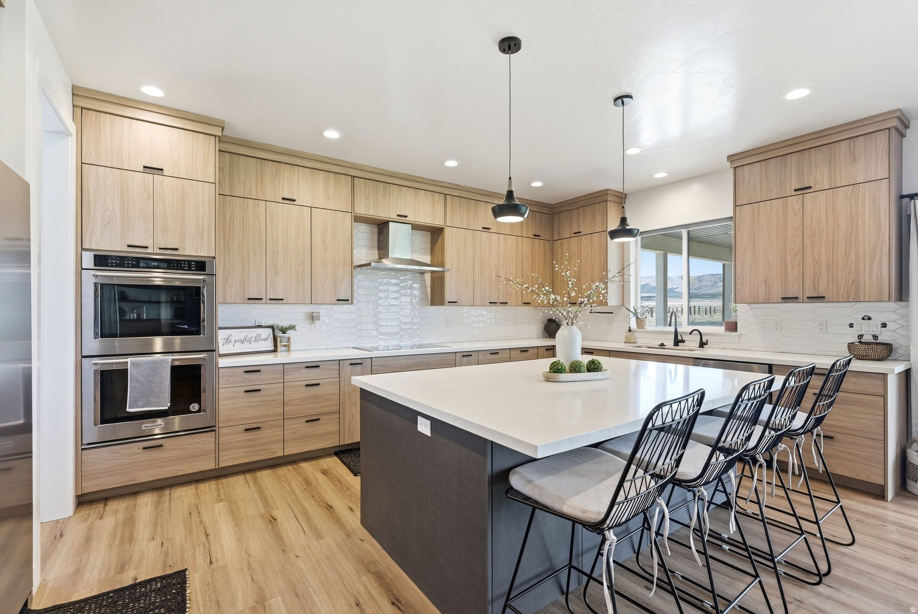 ESTATES SUBD - Residential