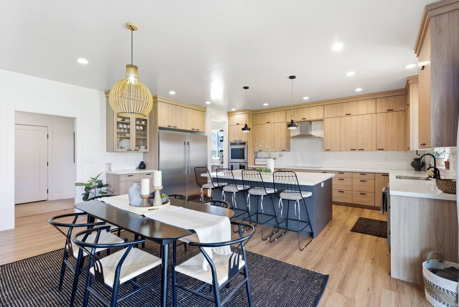 ESTATES SUBD - Residential