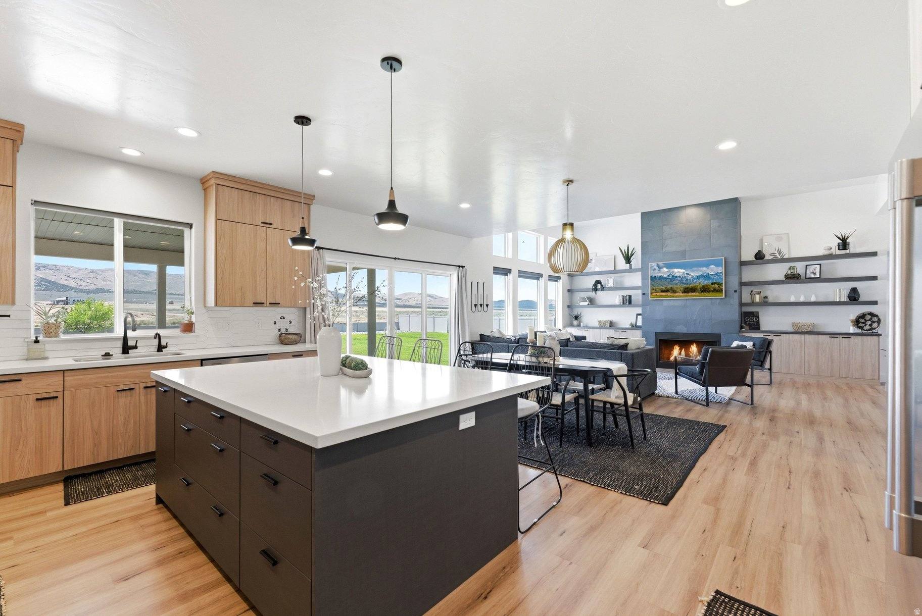 ESTATES SUBD - Residential