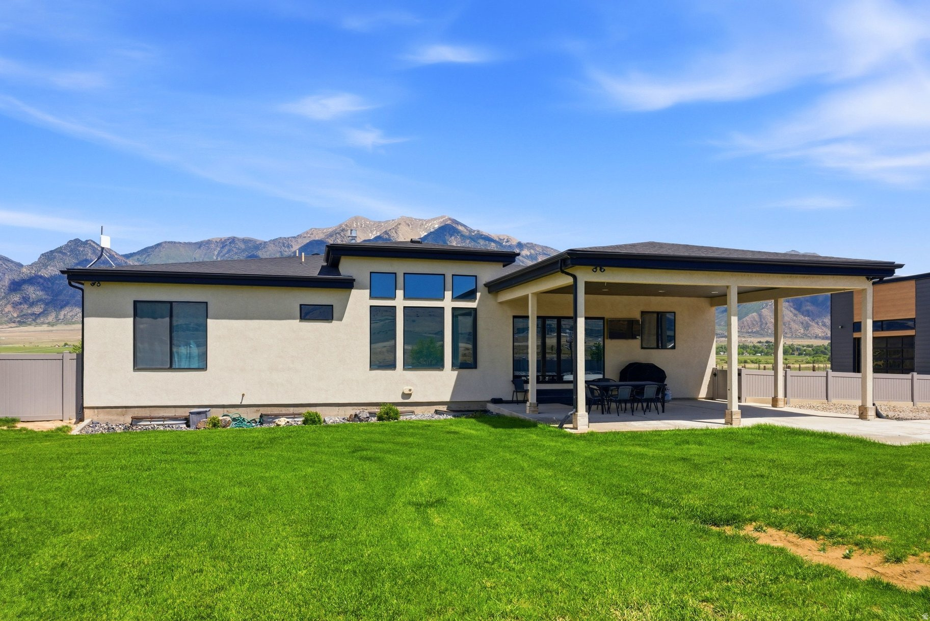 ESTATES SUBD - Residential