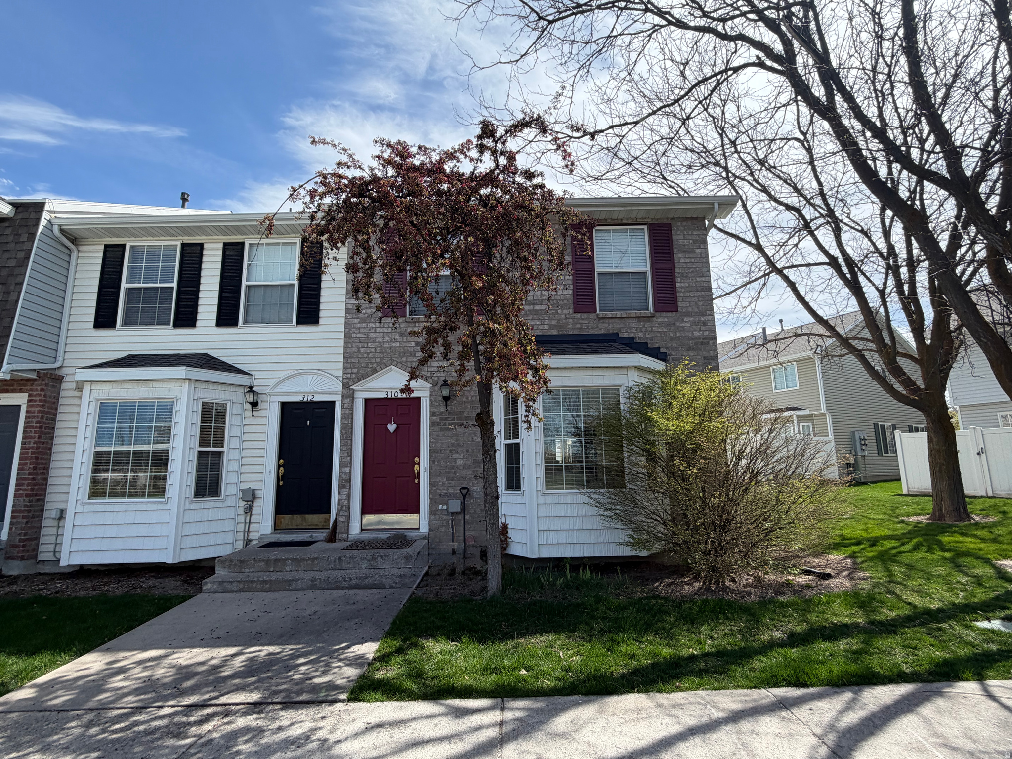 NEW Price Improvement!! Well-maintained townhome in a convenient Providence location! This home offers a functional layout with comfortable living spaces, great natural light, and low-maintenance living. HOA covers key exterior maintenance, making it an ideal option for homeowners seeking simplicity and value. Located near shopping, dining, and quick access to Logan. A great opportunity for first-time buyers, investors, or anyone looking for easy living in Cache Valley!