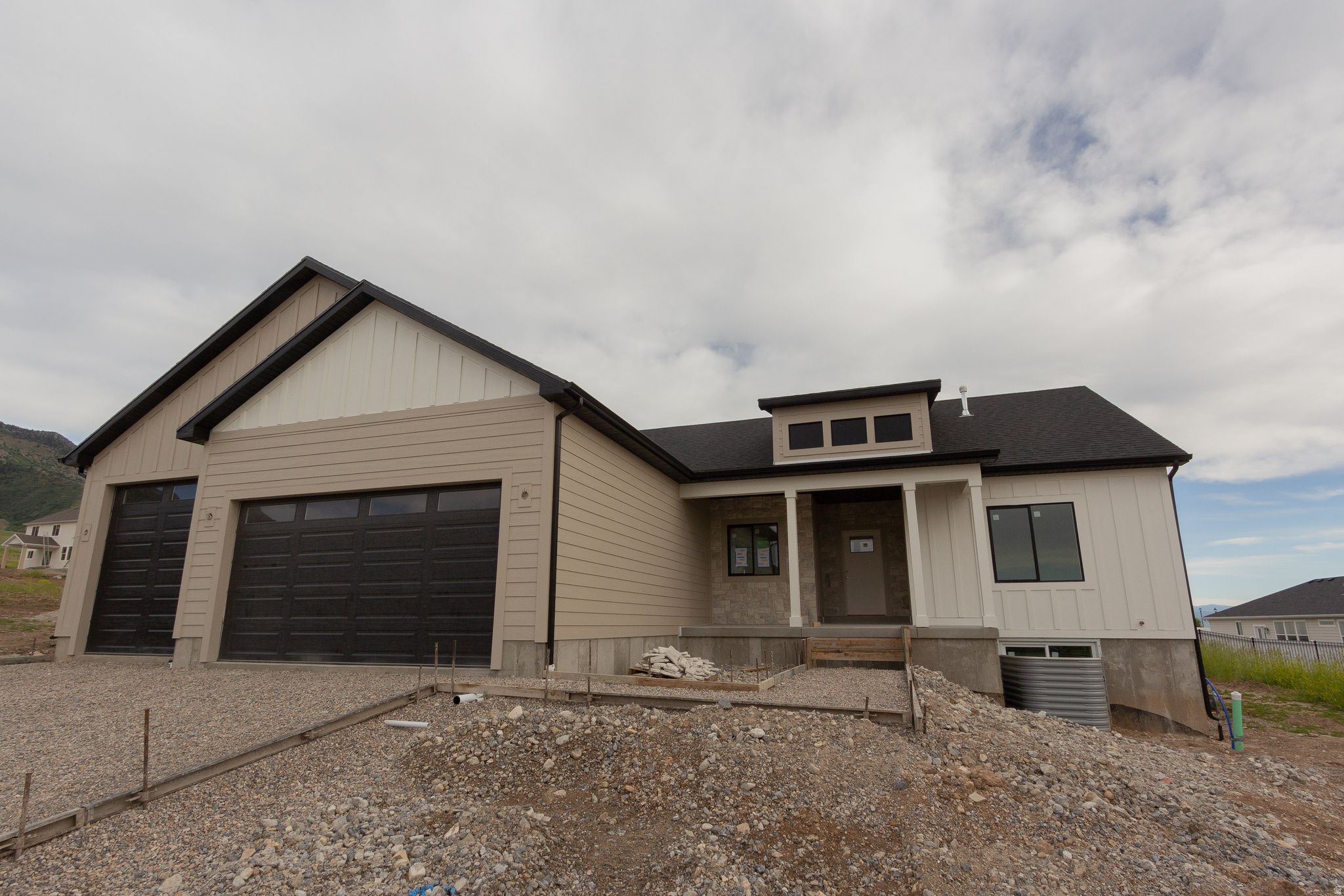 JUNIPER RIDGES - Residential