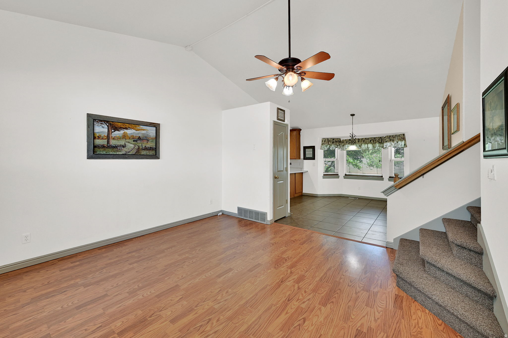 WOOD RANCH - Residential