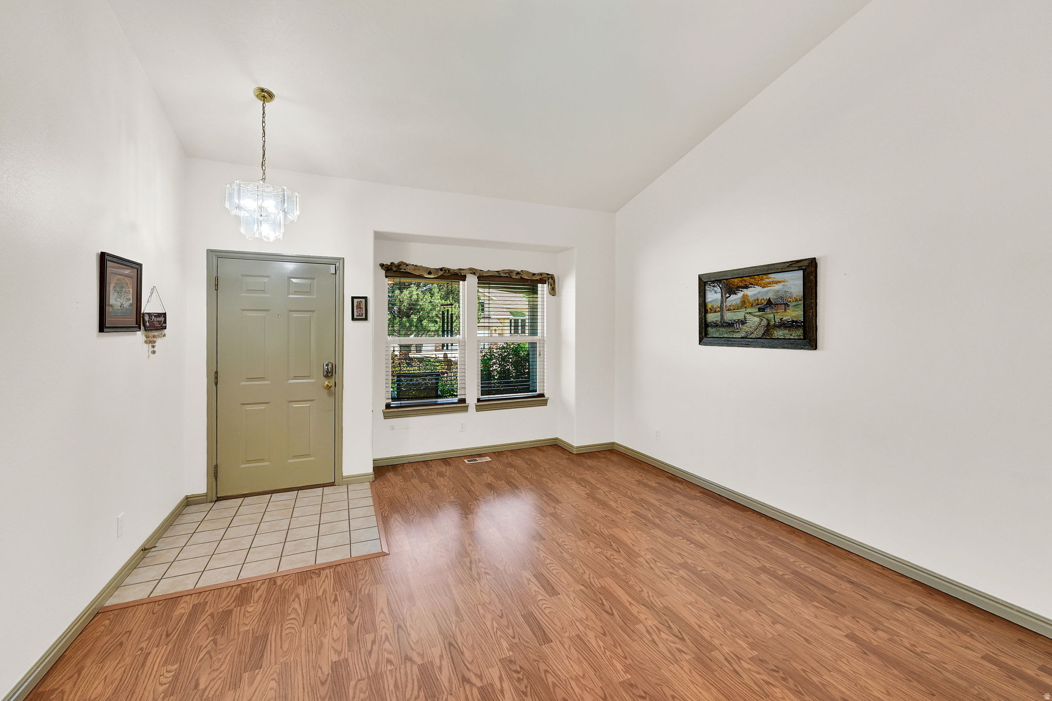 WOOD RANCH - Residential