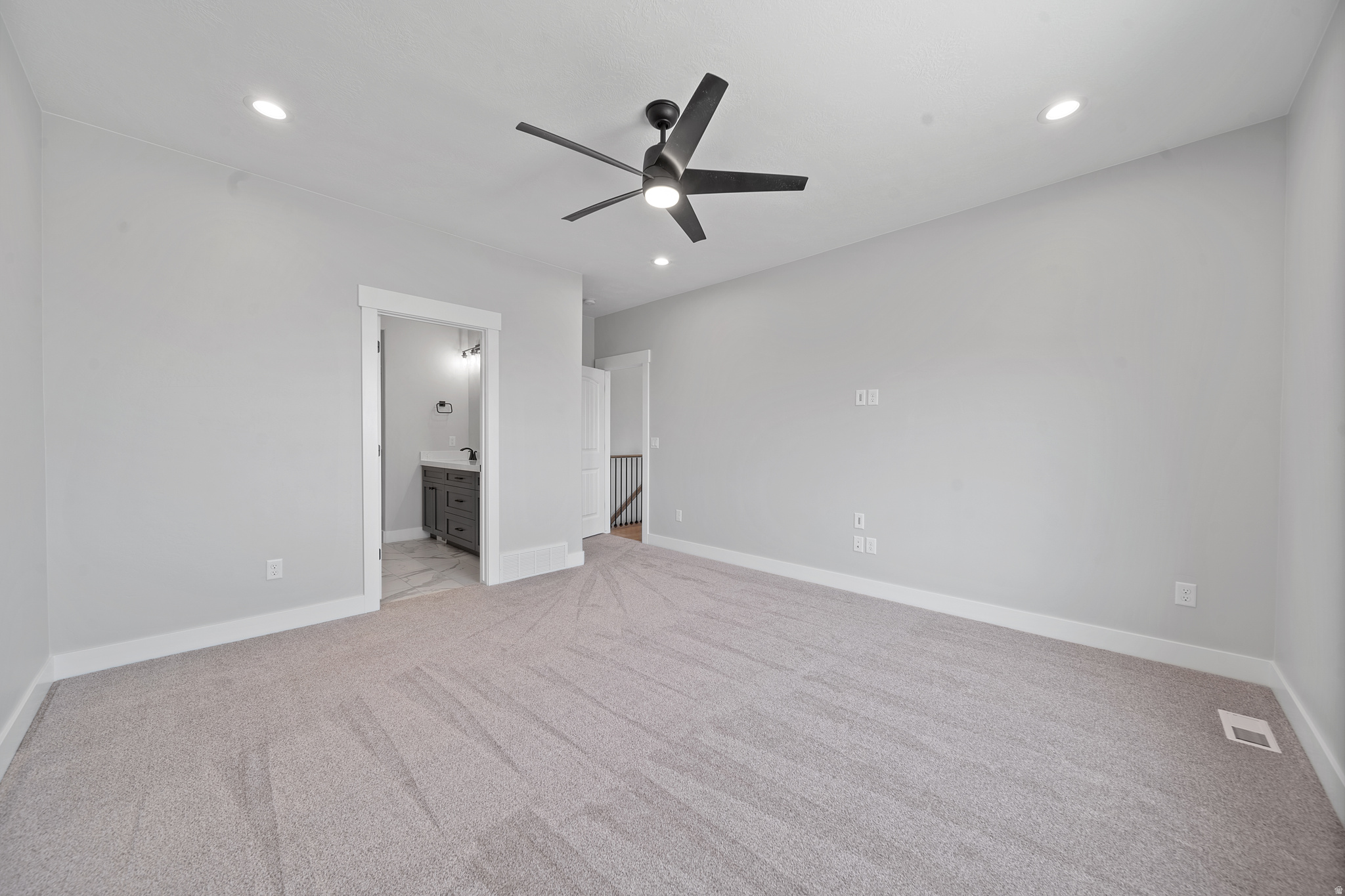 HERITAGE FARMS - Residential