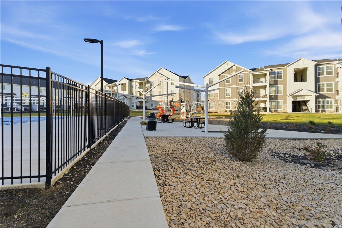 WILDFLOWER VILLAGE 2 CONDOMINIUM - Residential