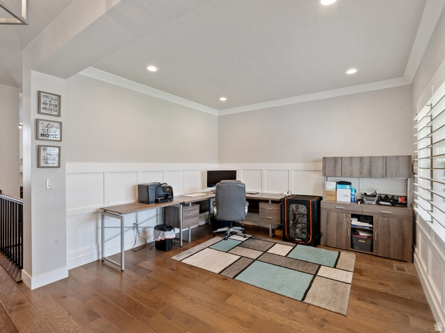 SHADY BROOK LANE - Residential