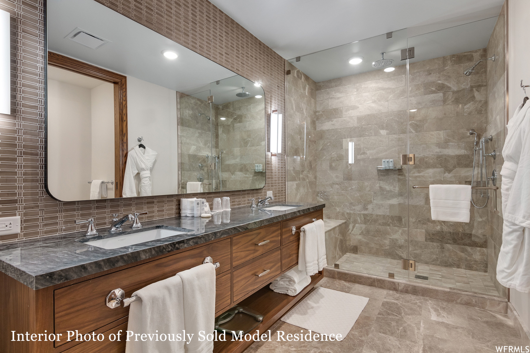 ST. REGIS SNOW PARK - Residential
