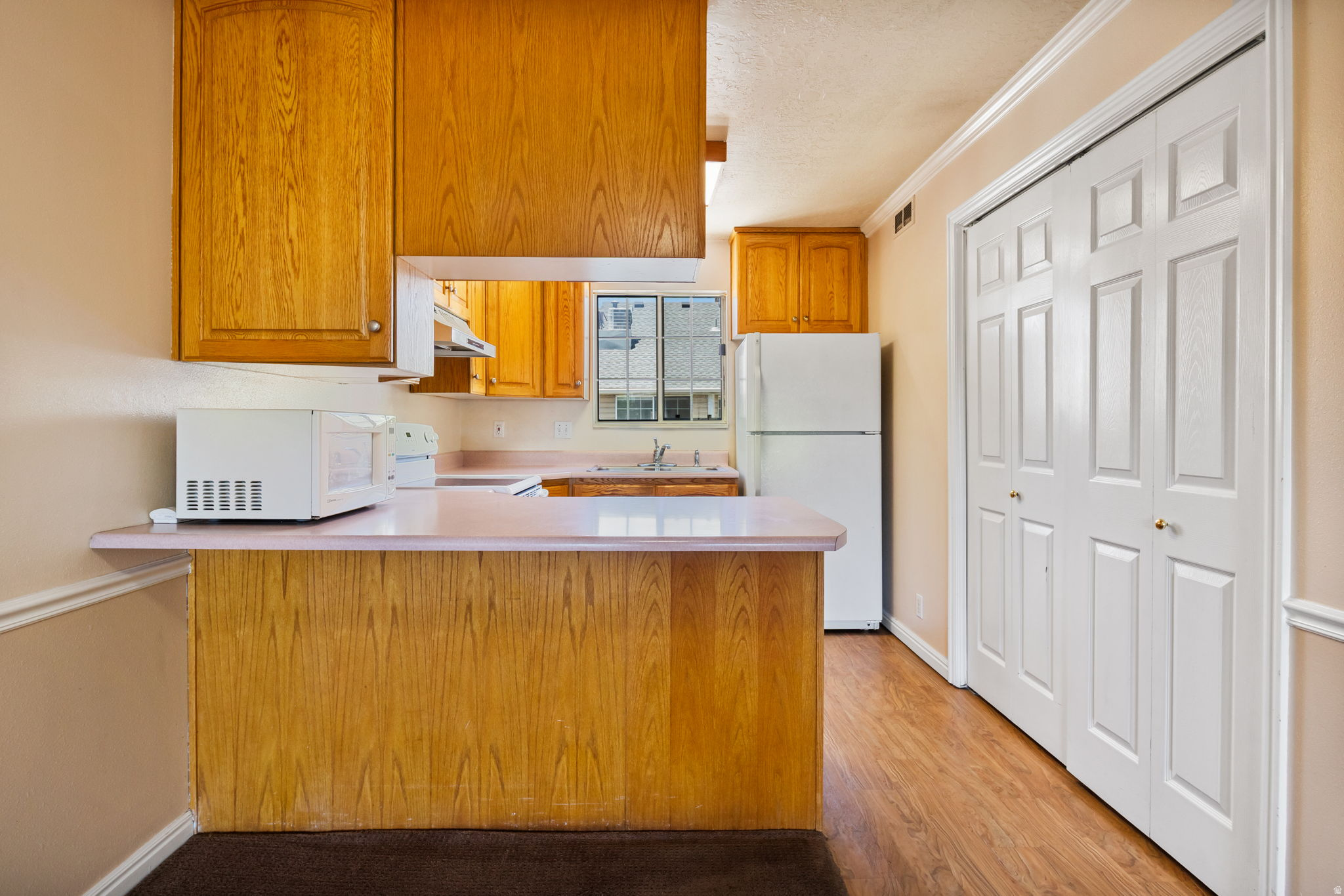 COPPERFIELD SQUARE CONDO - Residential