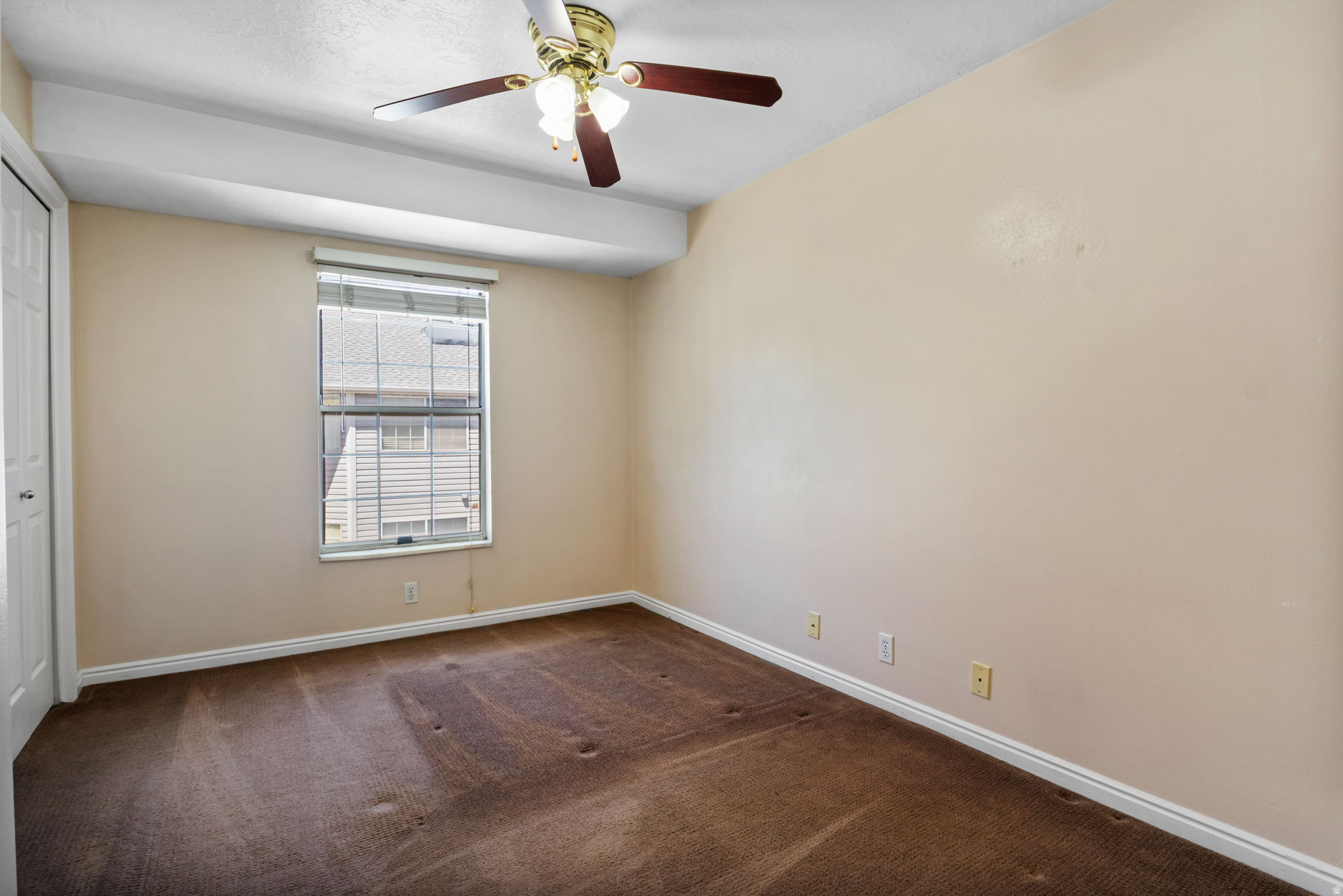 COPPERFIELD SQUARE CONDO - Residential