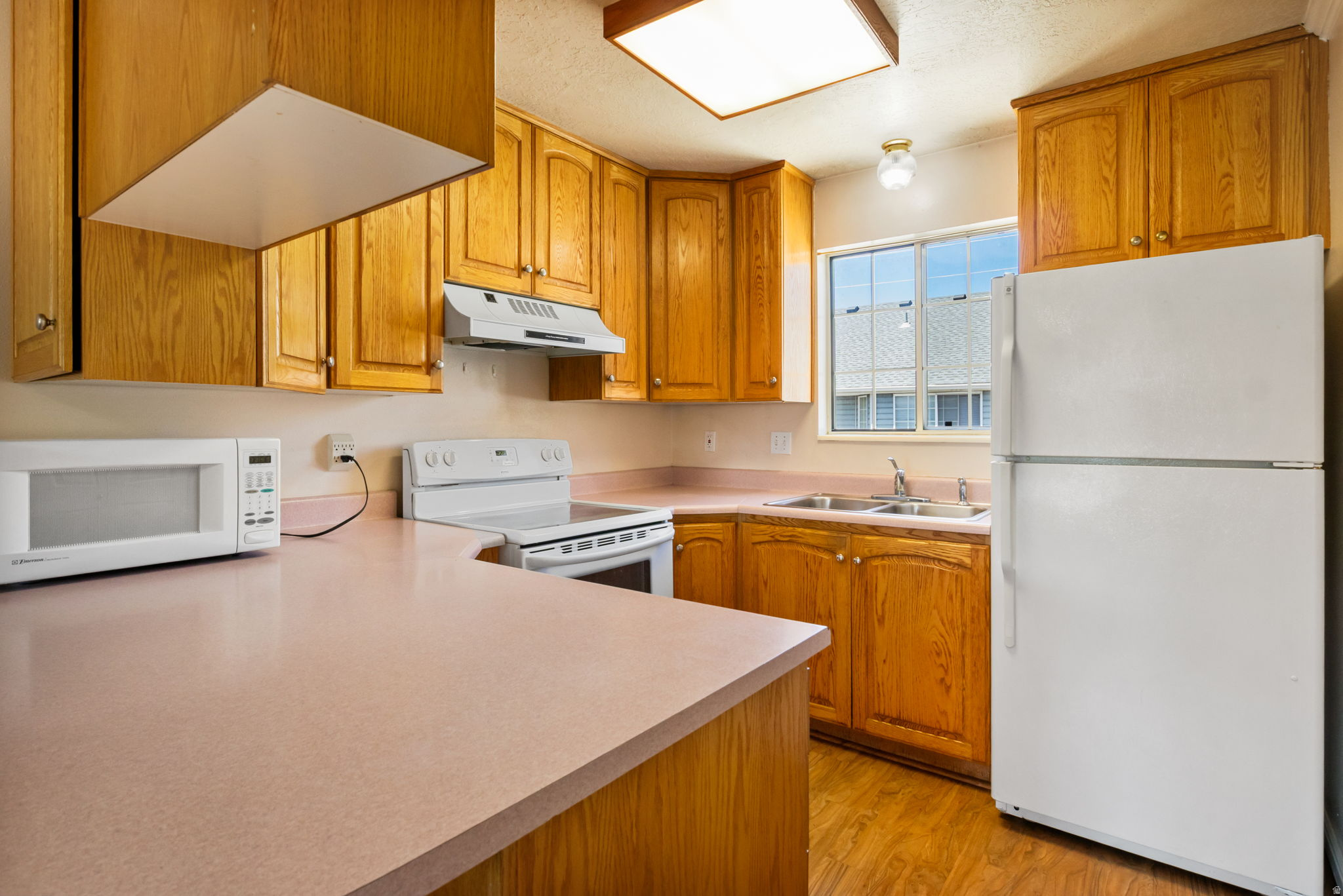 COPPERFIELD SQUARE CONDO - Residential