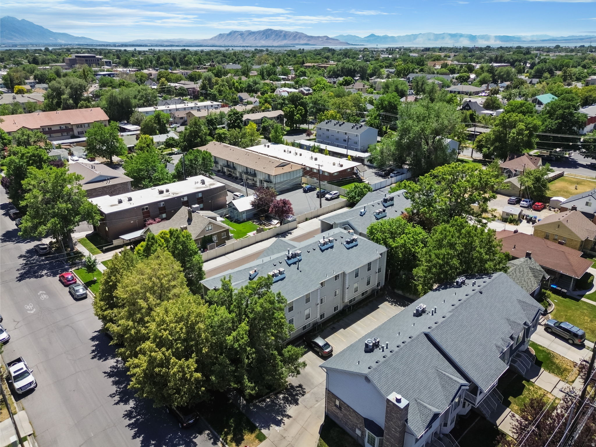 COPPERFIELD SQUARE CONDO - Residential