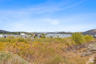 SNYDERS ADDITION - Land