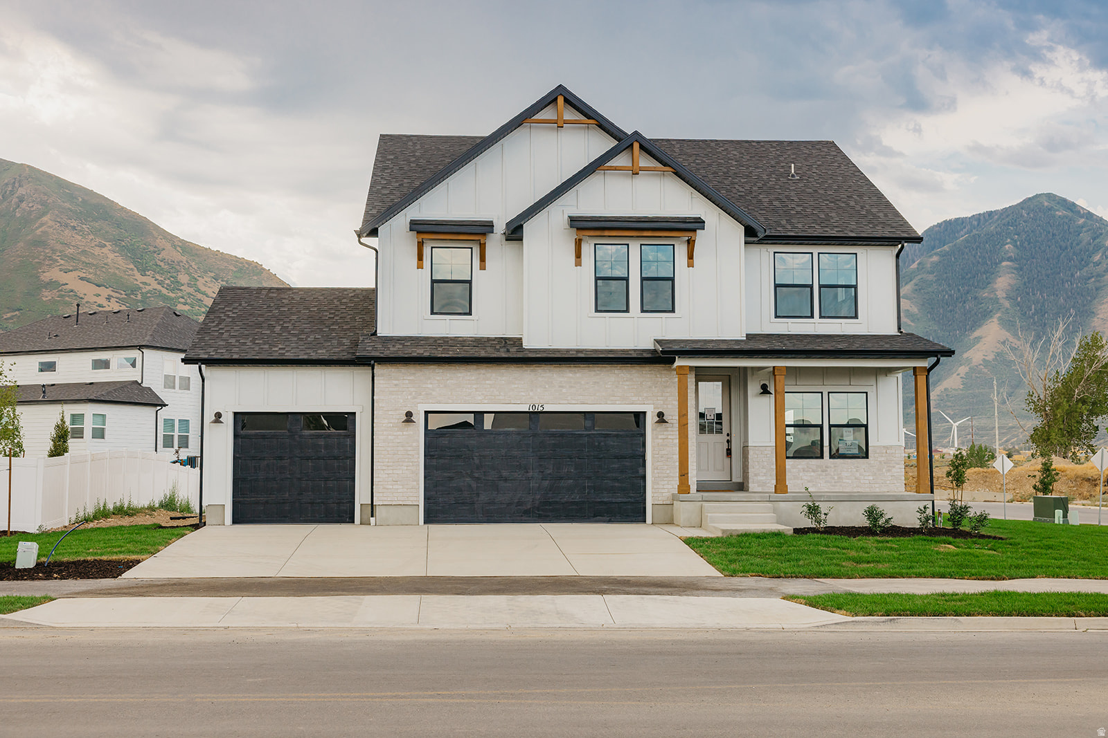 WILLOW ESTATES - Residential