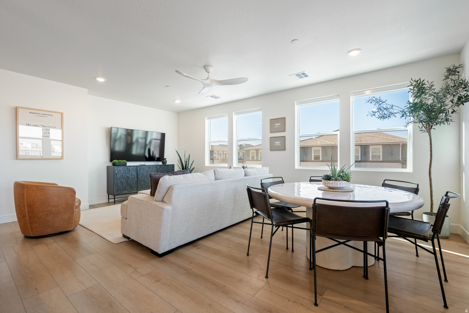 DESERT COLOR CONDOS - Residential