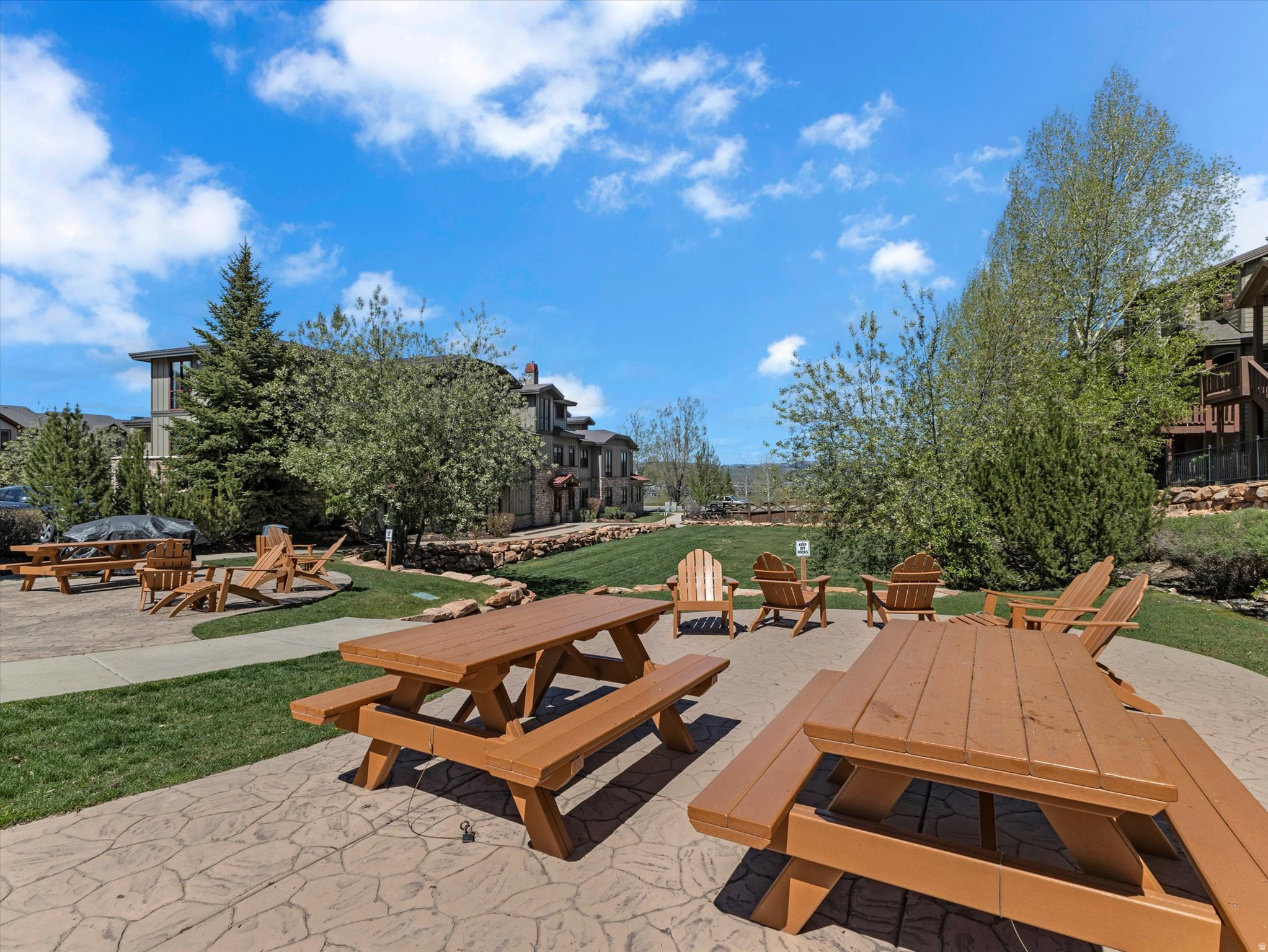 BEAR HOLLOW VILLAGE - Residential