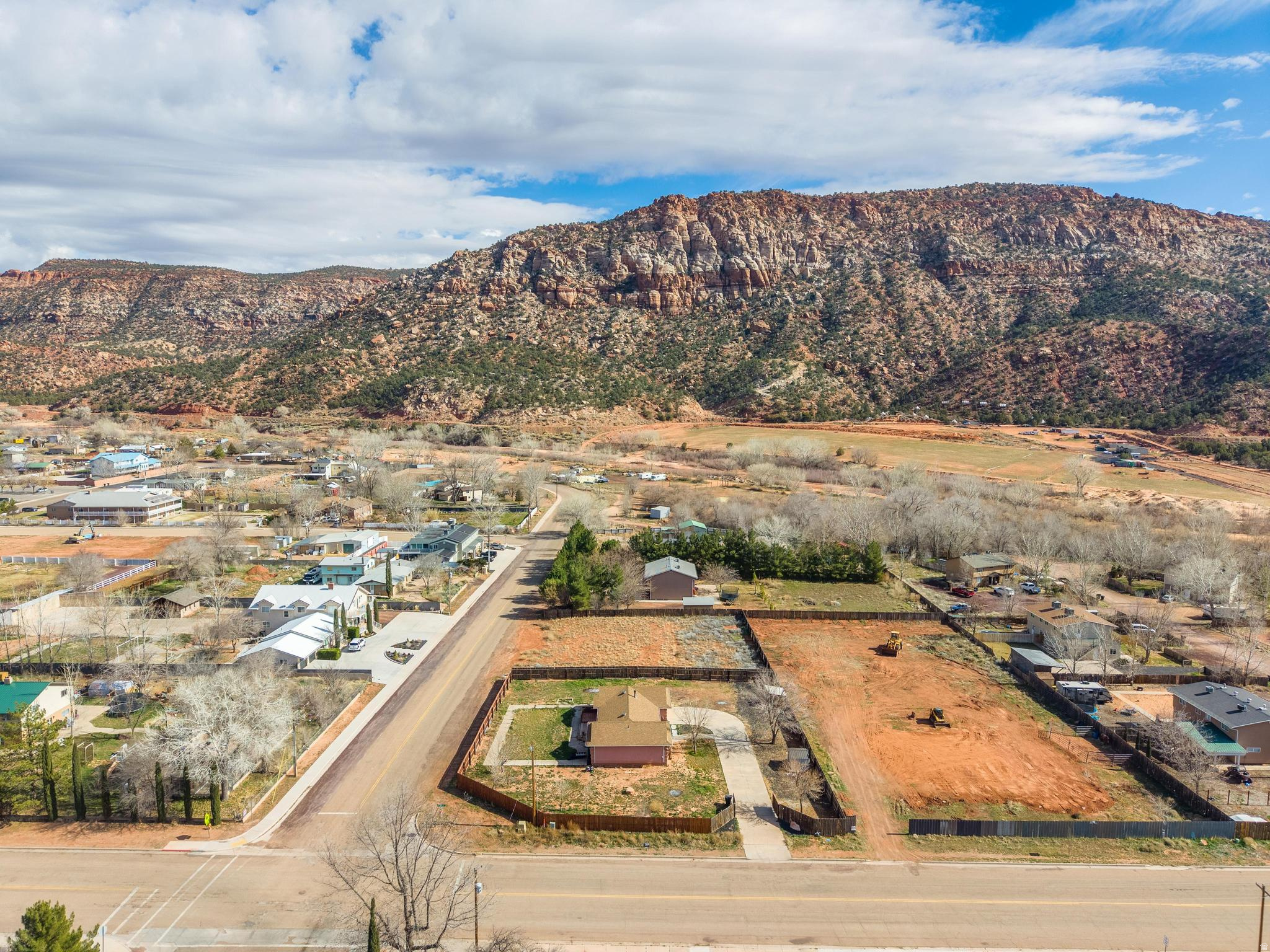 SHORT CREEK - Residential