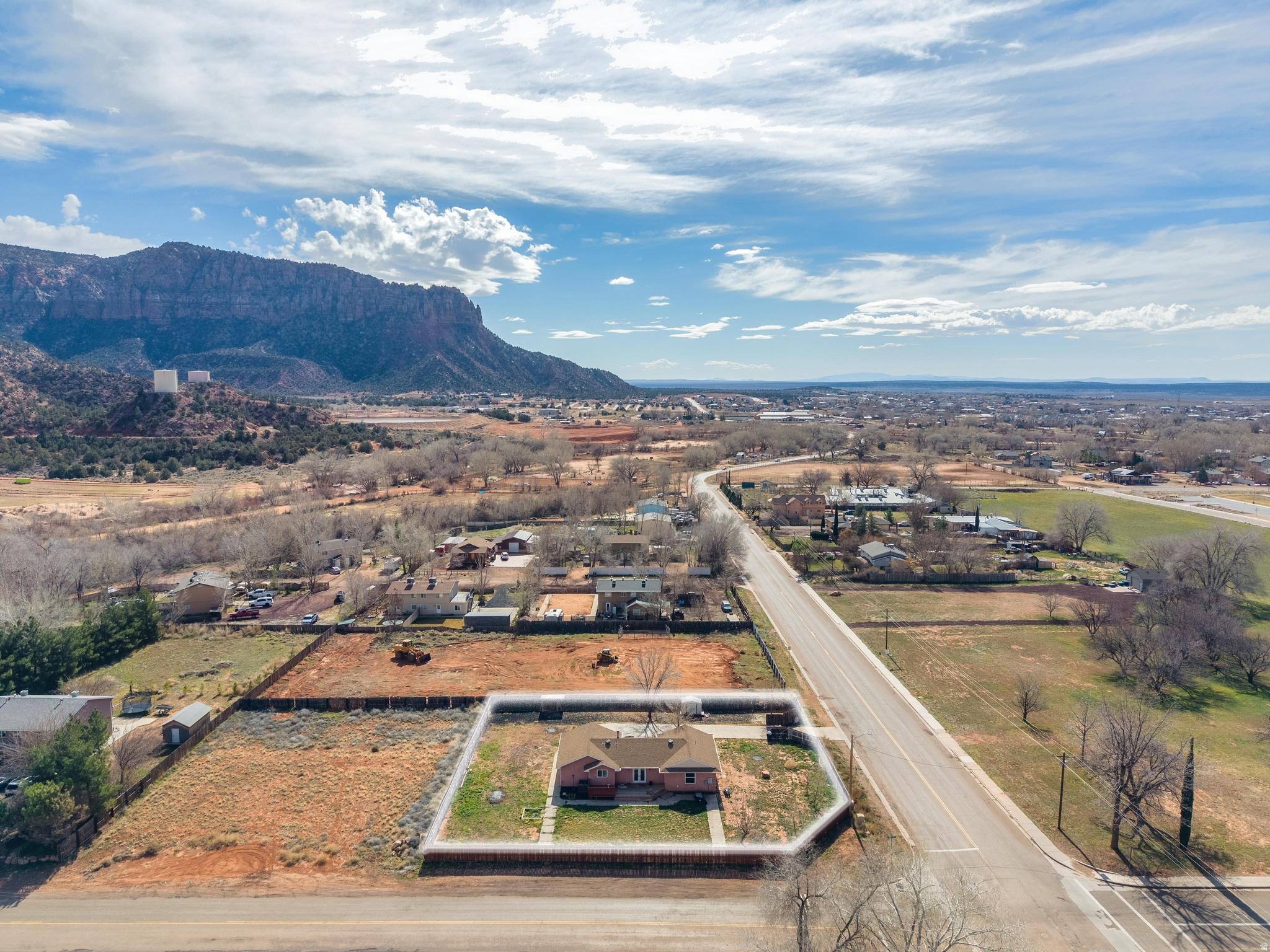 SHORT CREEK - Residential