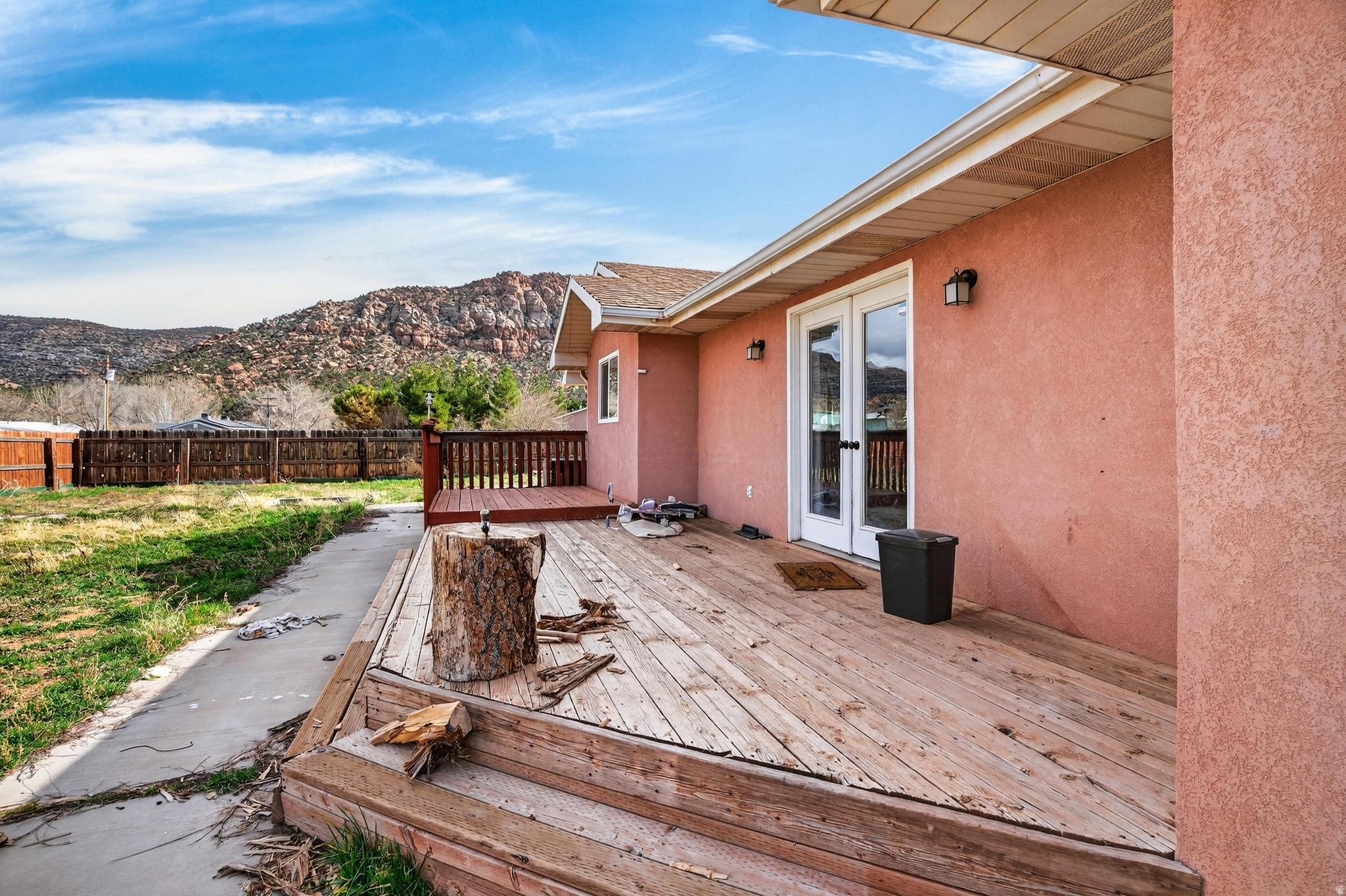 SHORT CREEK - Residential