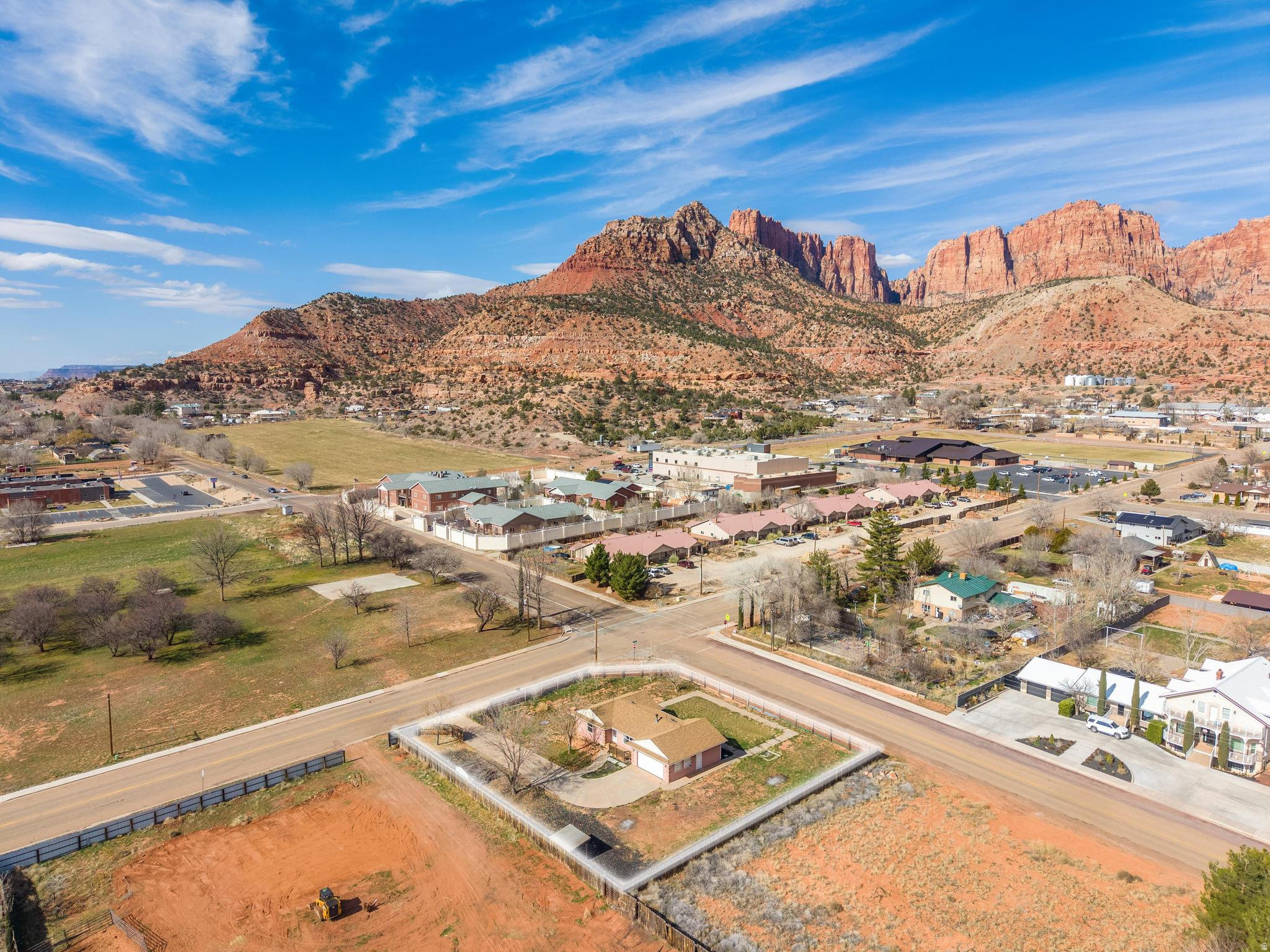 SHORT CREEK - Residential
