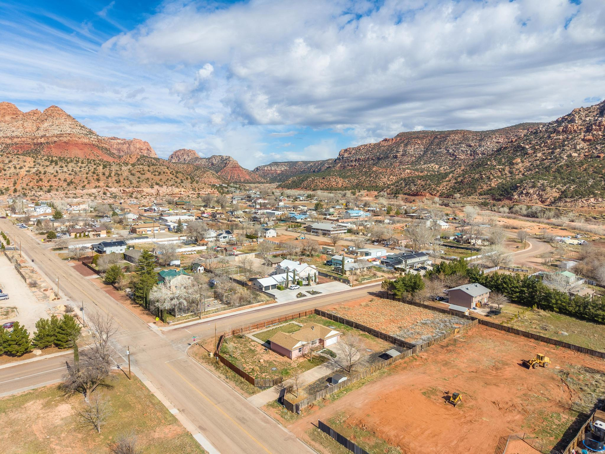 SHORT CREEK - Residential