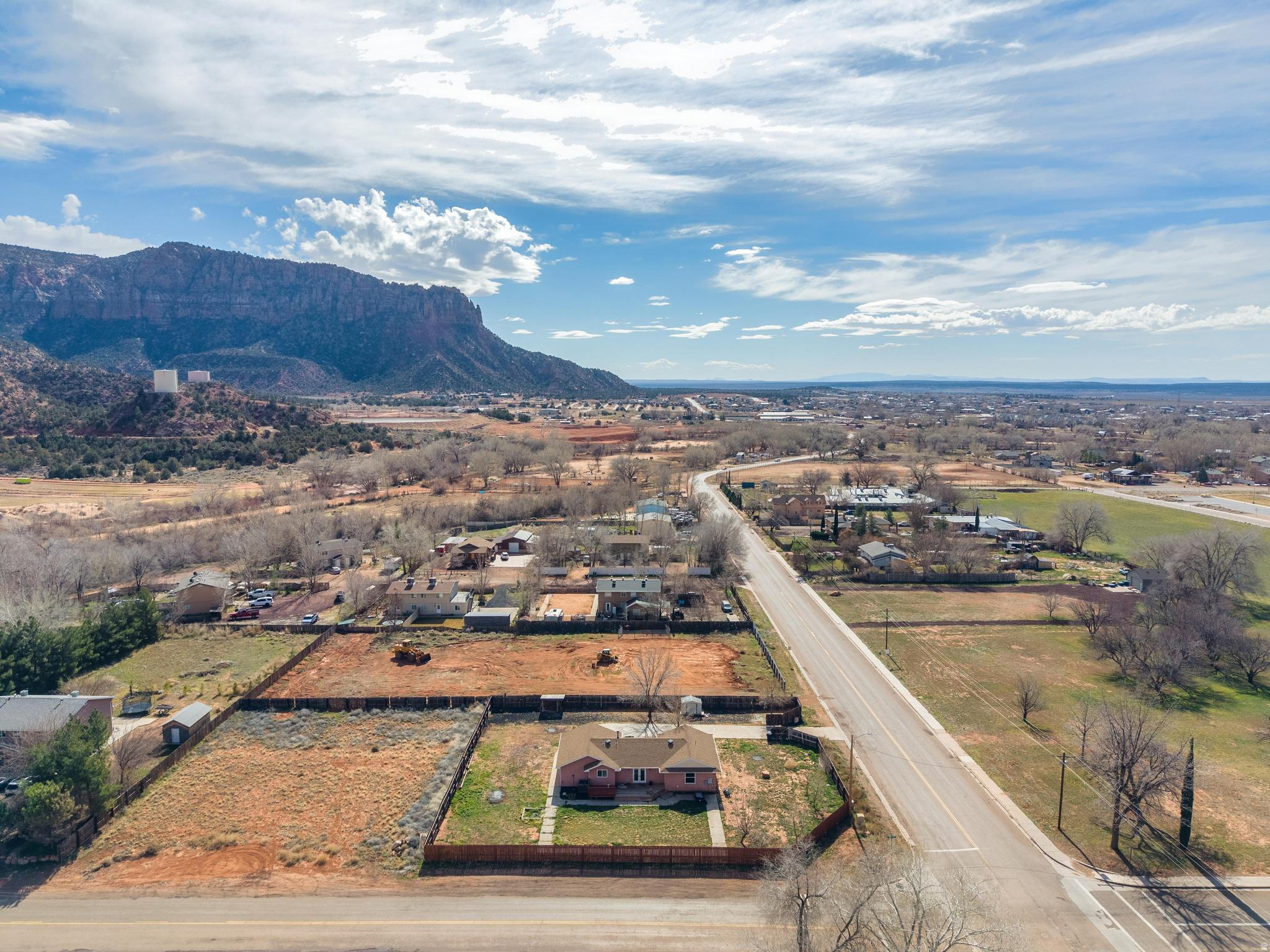 SHORT CREEK - Residential