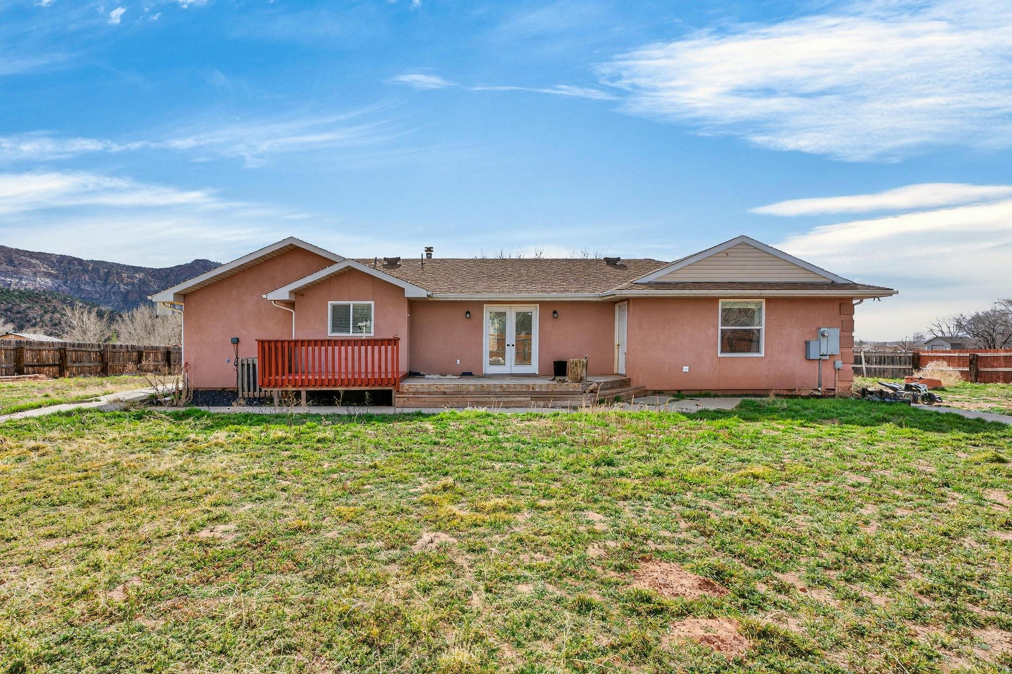 SHORT CREEK - Residential