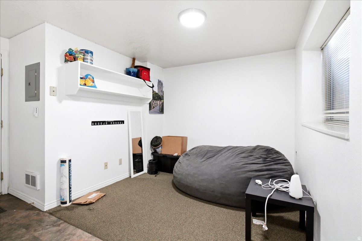 CHATHAM TOWNE CONDOMINIUMS - Residential