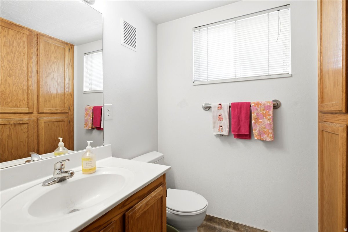CHATHAM TOWNE CONDOMINIUMS - Residential
