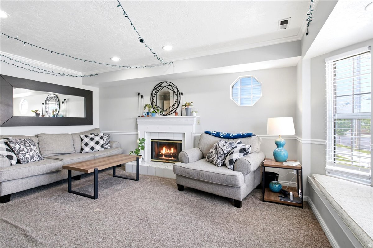 CHATHAM TOWNE CONDOMINIUMS - Residential
