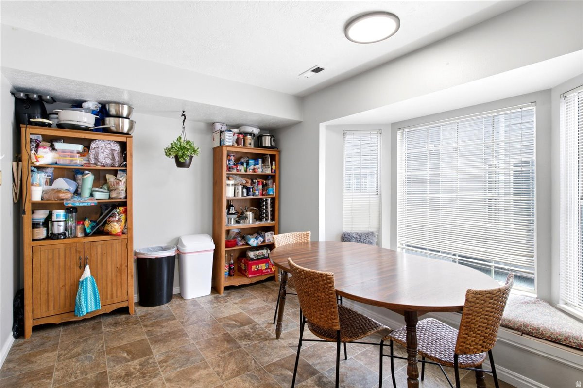 CHATHAM TOWNE CONDOMINIUMS - Residential