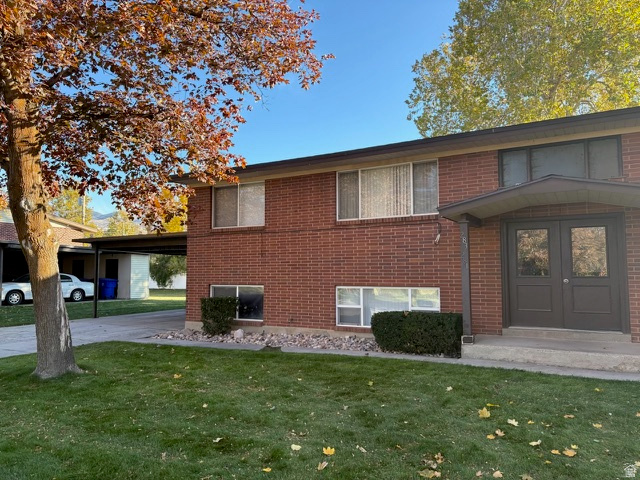 CHATEAU PARK - Residential