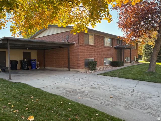 CHATEAU PARK - Residential