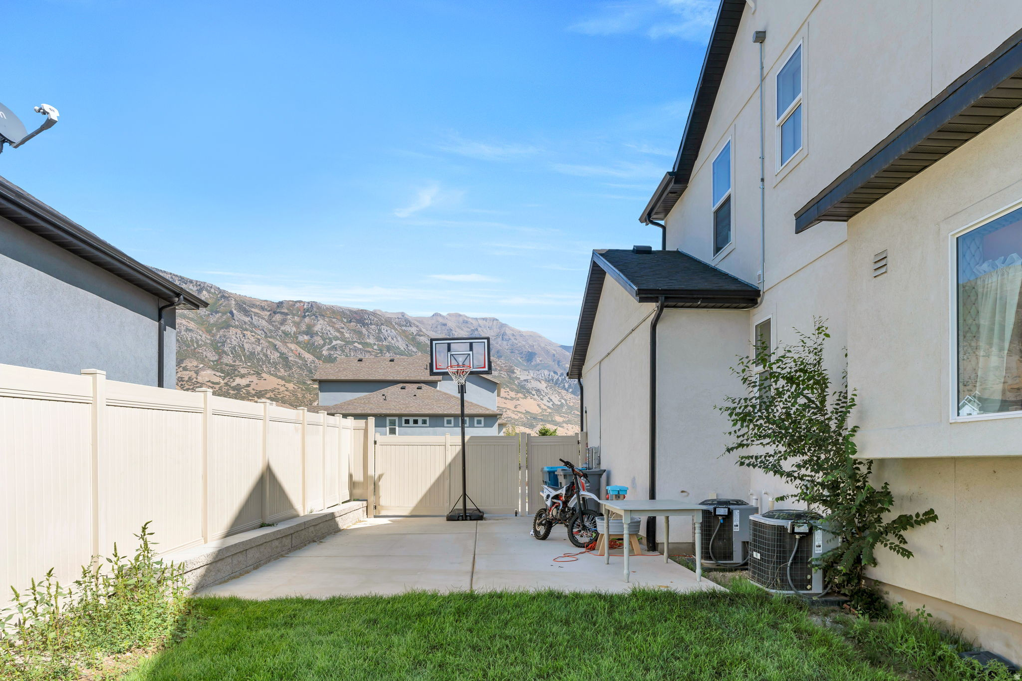 HANSEN RANCH - Residential