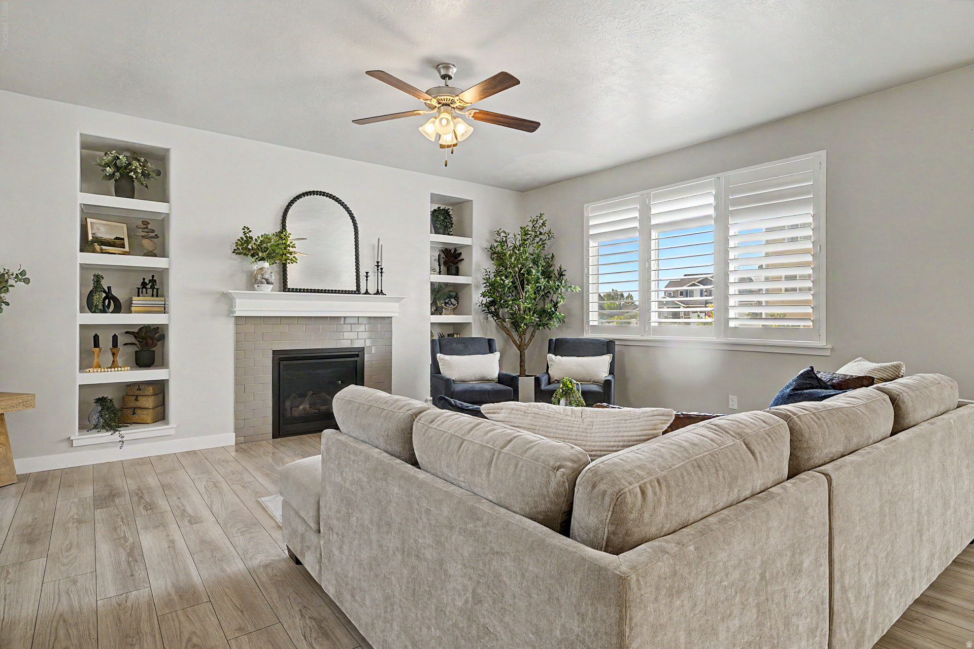 HERON HILLS SUB - Residential