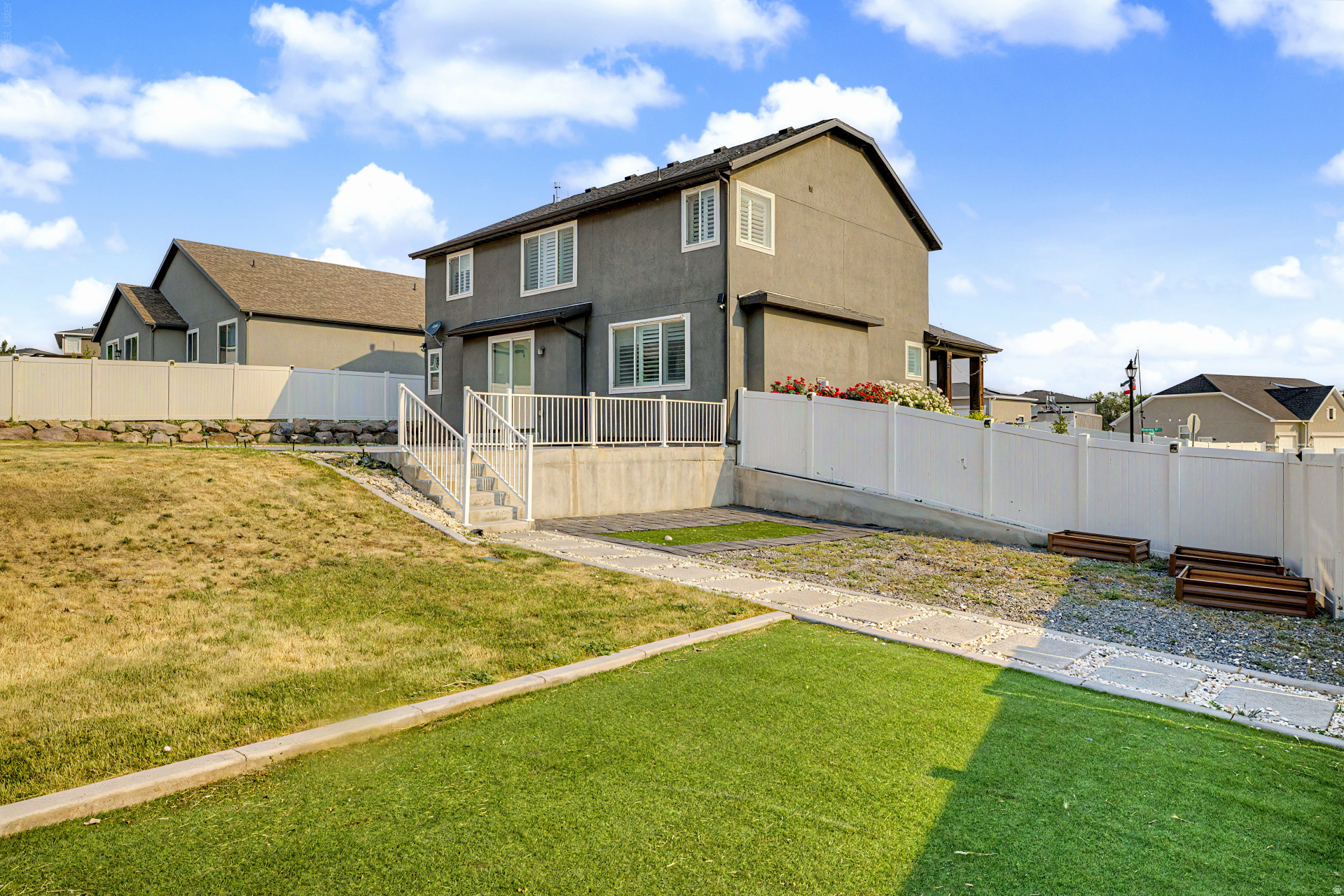 HERON HILLS SUB - Residential
