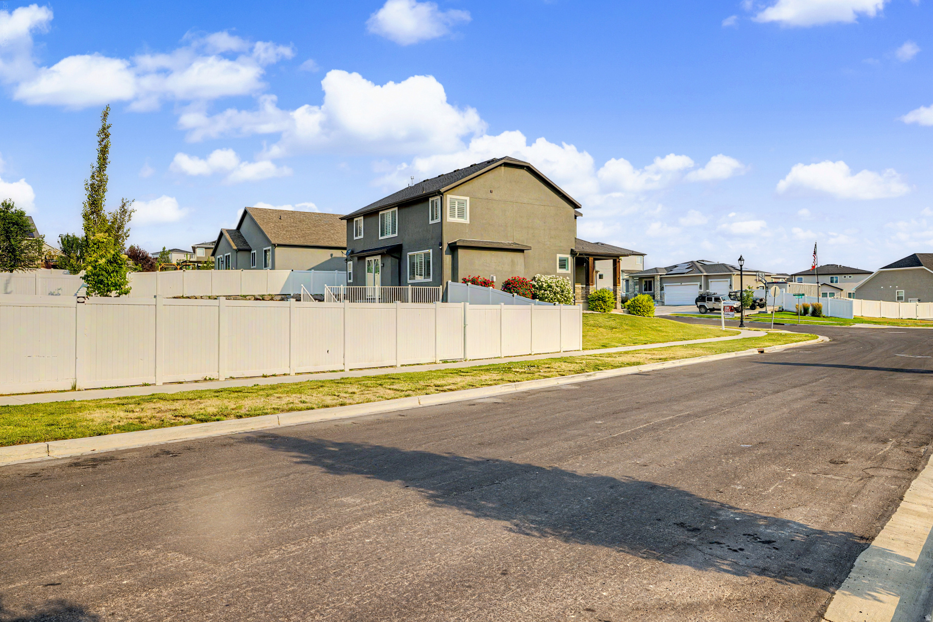 HERON HILLS SUB - Residential