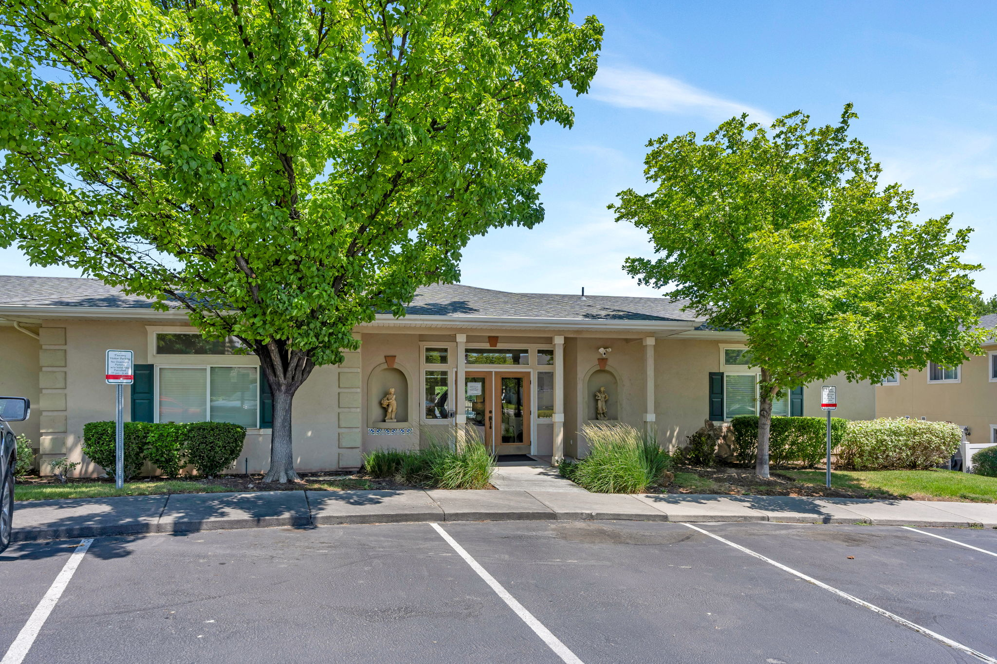 TUSCANY TOWNHOMES PHASE 3 CONDOMINIUMS - Residential