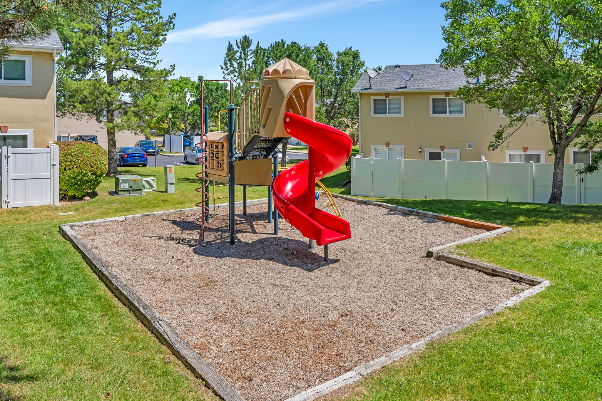 TUSCANY TOWNHOMES PHASE 3 CONDOMINIUMS - Residential